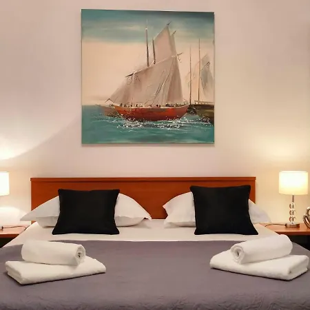 Daire Beachfront Meri Podstrana