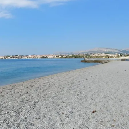 Beachfront Meri Apartment Podstrana