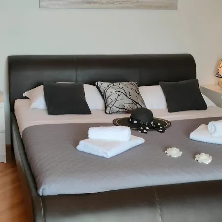 Apartment Beachfront Meri