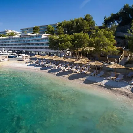 Beachfront Meri