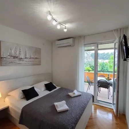 Apartment Beachfront Meri